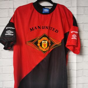 Umbro Manchester United Vintage 1998/2000 Home Football Jersey Sharp #7  Karan M 