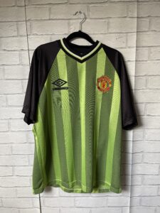 Manchester United 1998-2000 Umbro Original Training Football Shirt Medium – Mint