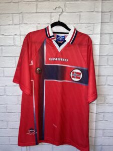 NORWAY 1997-1998 HOME ORIGINAL UMBRO VINTAGE FOOTBALL SHIRT – ADULT LARGE