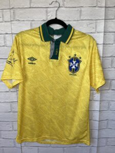 BRAZIL 1991/1993 HOME ORIGINAL UMBRO VINTAGE FOOTBALL SHIRT – ADULT SMALL
