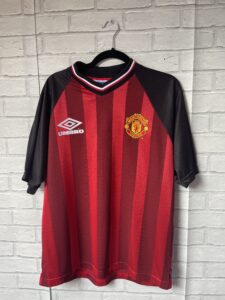 Manchester United 1998-2000 Umbro Original Training Football Shirt Small – Mint