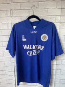 Leicester City 1992 1994 Home Football Shirt Fox Leisure Walkers – Adult Medium