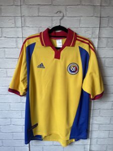 Romania 2000-2002 Home Football Shirt Original Vintage Adidas – Adult Large VGC