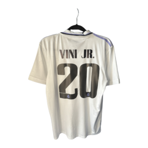 Real Madrid 2022 2023 Home Football Shirt BNWT Adidas #20 Vinicius Jnr – Medium