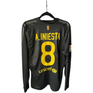 Barcelona 2011 2012 Away Football Shirt #8 Iniesta Nike Long Sleeve Adult Medium